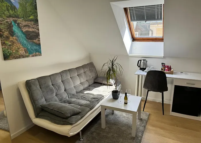 فندق مبيت وإفطار Gostisce Sovdat 3*