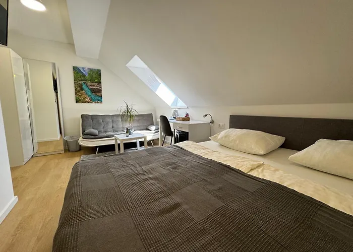 Gostisce Sovdat فندق مبيت وإفطار بوويتش