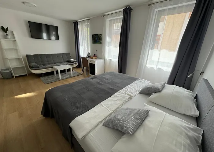 فندق مبيت وإفطار Gostisce Sovdat بوويتش